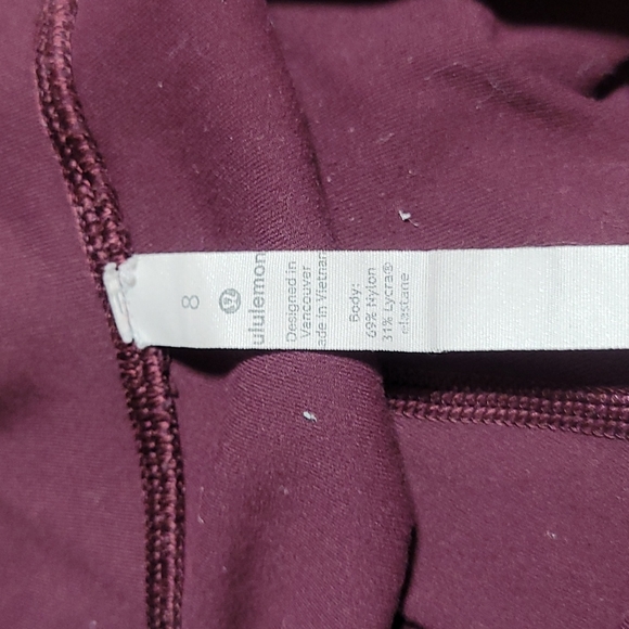 Euc Lulu wunderunder size 8 burgundy - Picture 3 of 3